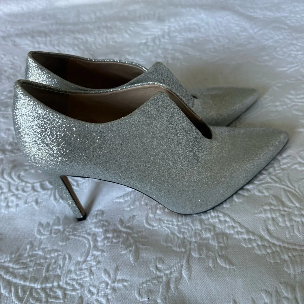 Vince Camuto Metseya Silver Glitter Heel Pump Stiletto size 7